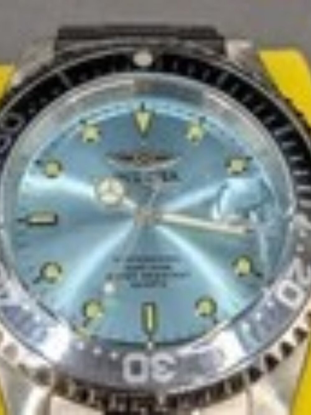 *NEW* Invicta 48726 Pro Diver Men's 37.5mm Teal Blue Dial St. Steel Quartz Watch - Picture 2 of 5